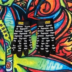 Supreme black mechanics gloves